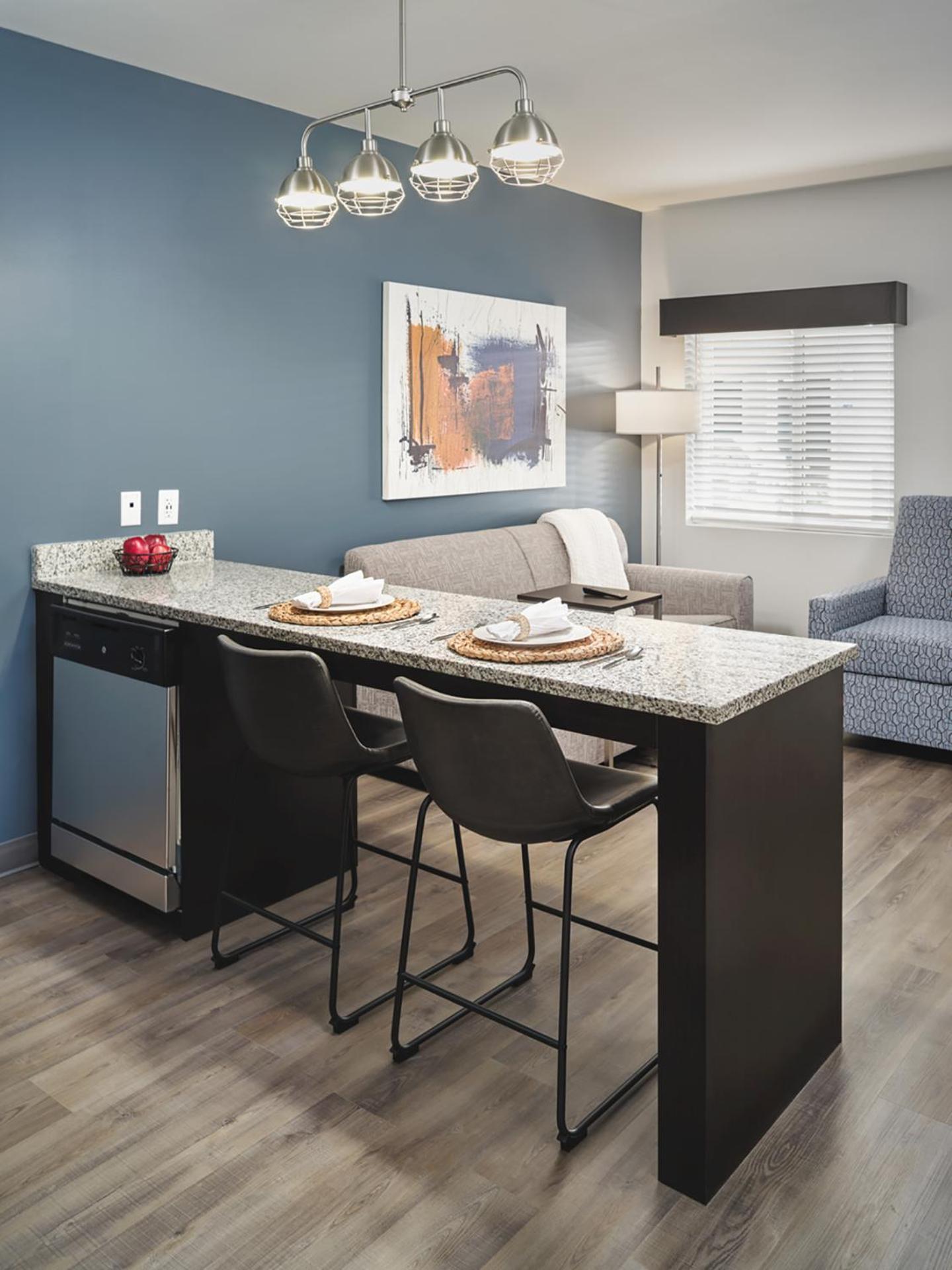 Stayapt Suites Columbus-Fort Benning 외부 사진