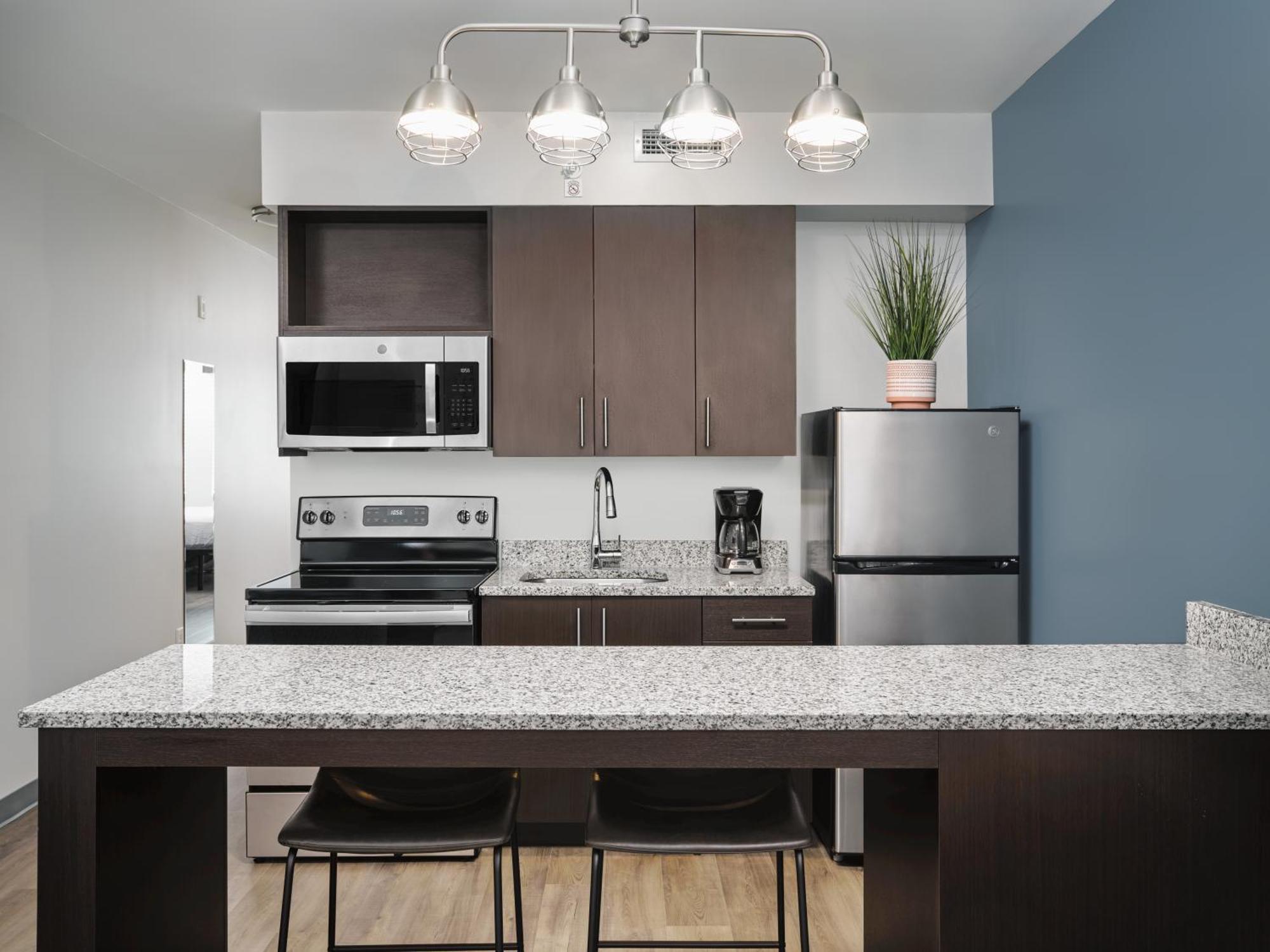 Stayapt Suites Columbus-Fort Benning 외부 사진