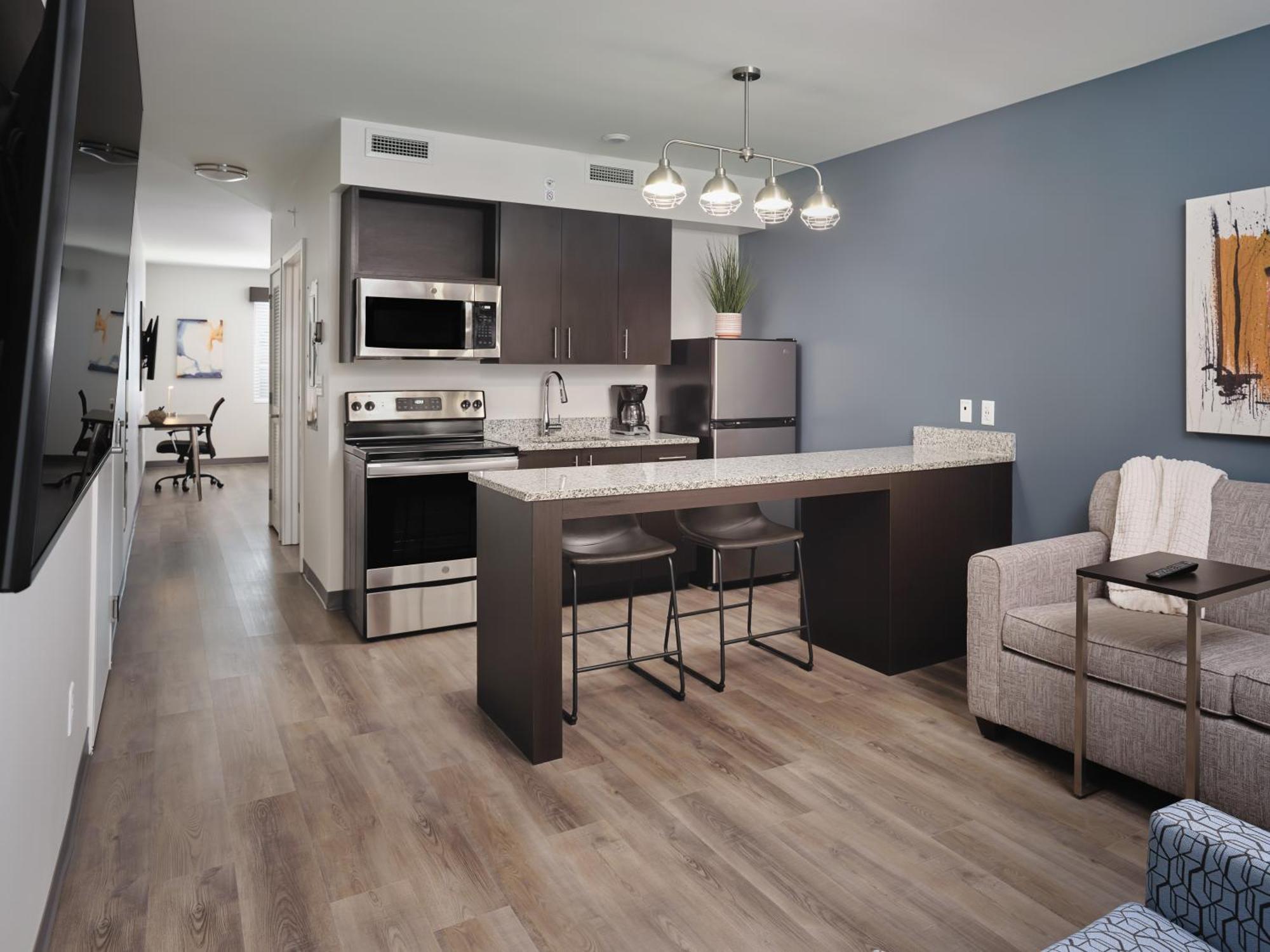 Stayapt Suites Columbus-Fort Benning 외부 사진